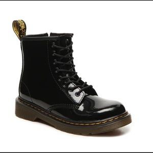 Dr. Marten black patent leather kids Delaney / 1460 boot Size USM 4 - USL 5